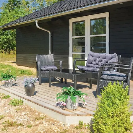Awesome In Bording W/ Wifi And 4 Bedrooms Hébergement de vacances Bording Stationsby